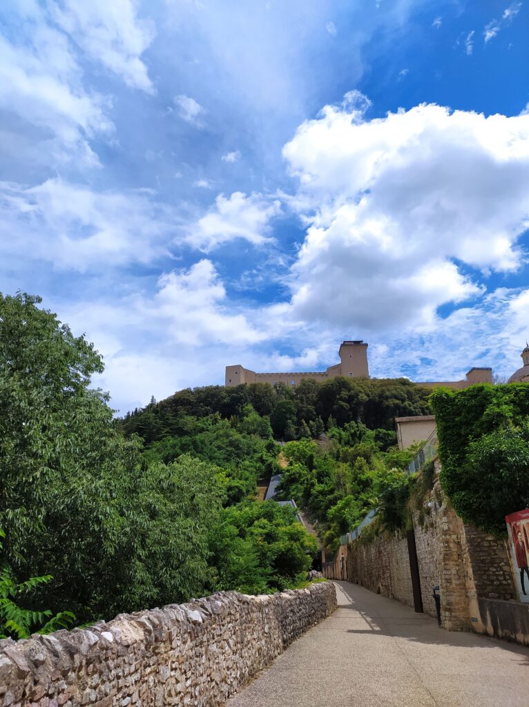Visione della Rocca Albornoz, Spoleto